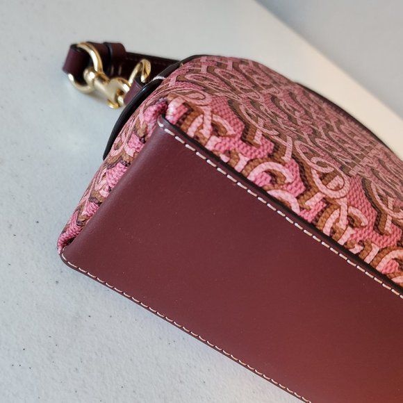 Coach Crossbody "NEW" - Picture 12 of 16